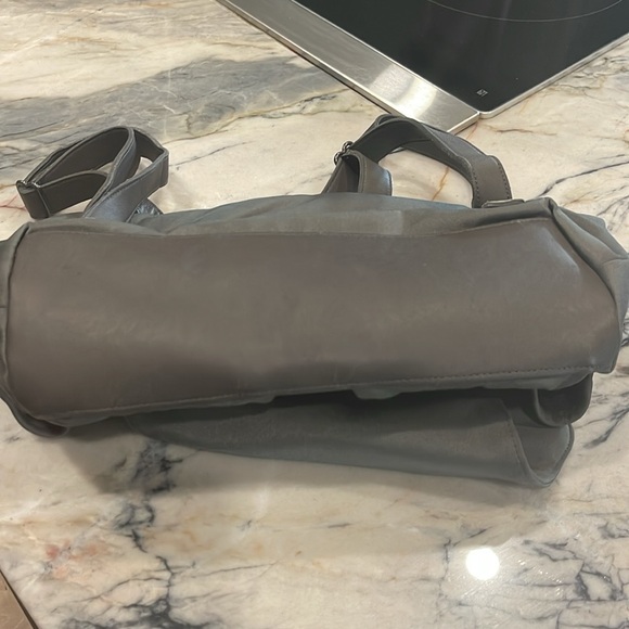 Coach Vintage Gray Nylon & Leather Backpack H9Z-6243 Waterproof - EUC - Picture 11 of 11